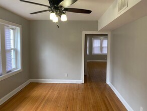 7822 S Kingston Ave in Chicago, IL - Building Photo - Building Photo