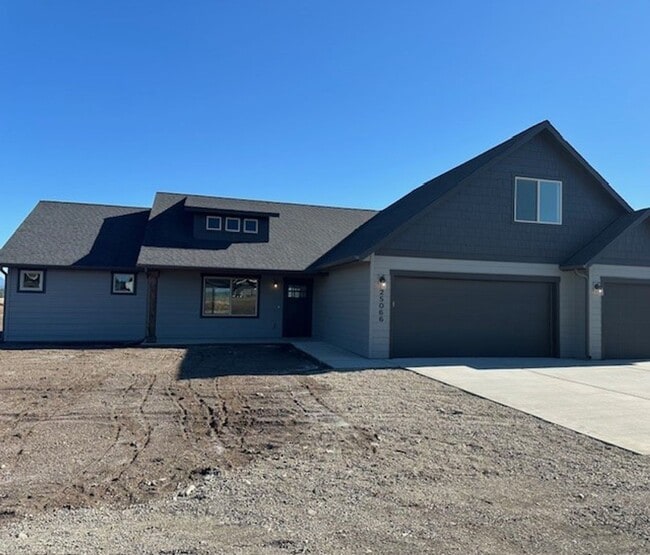 property at 25066 N Old Hwy 95