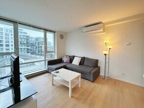 7979 Firbridge Way in Richmond, BC - Building Photo - Building Photo