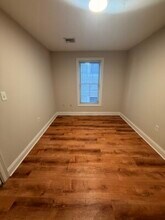 135 Calumet St, Unit #2 in Boston, MA - Foto de edificio - Building Photo