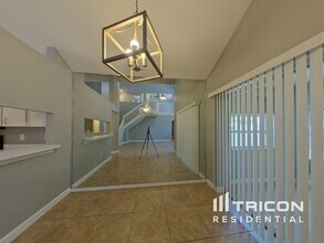 3902 Bellewater Blvd in Riverview, FL - Building Photo - Building Photo