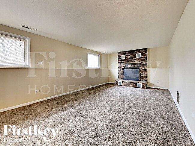 22627 Mission Dr in Richton Park, IL - Foto de edificio - Building Photo