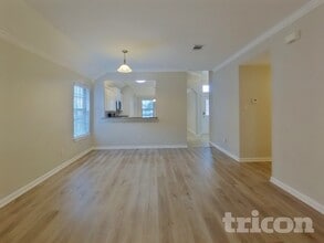 804 Rambling Ct in Granbury, TX - Building Photo - Building Photo