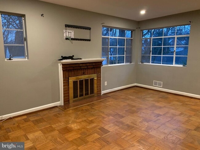 857 N Jacksonville St in Arlington, VA - Building Photo - Building Photo