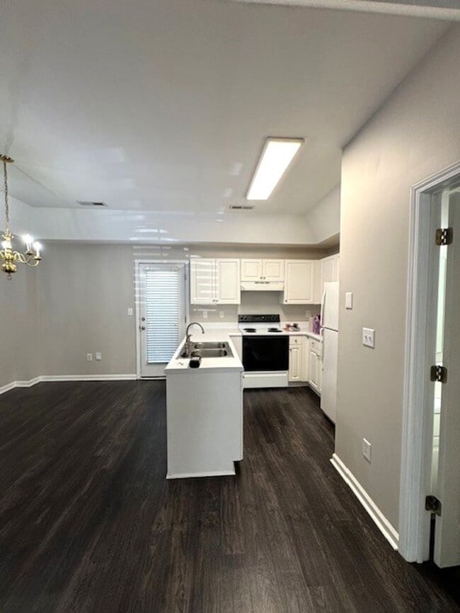 39 Huntress Dr in Greer, SC - Building Photo - Building Photo