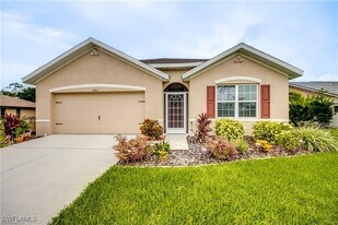 2301 SW 38th Terrace in Cape Coral, FL - Building Photo