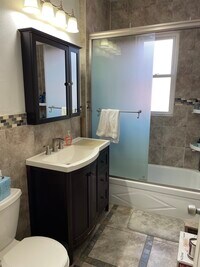 11 Westville Ter, Unit 3b photo'