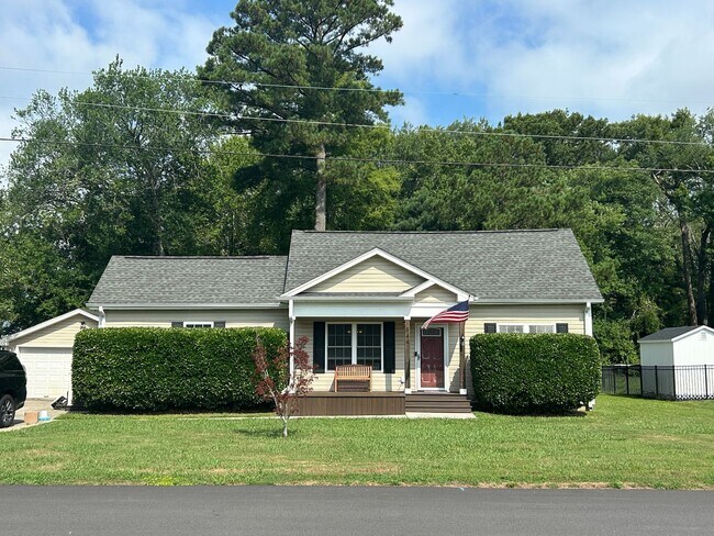 property at 844 Dwyer Rd