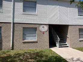 7210 N Manhattan Ave, Unit 621 in Tampa, FL - Building Photo