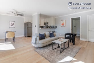 848 Jordan Ave, Unit FL2-ID2091 in Los Altos, CA - Building Photo - Building Photo