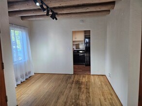 1806 Hopi Rd in Santa Fe, NM - Building Photo - Building Photo