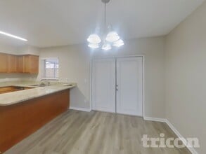 320 Laxton Ln in Valrico, FL - Foto de edificio - Building Photo