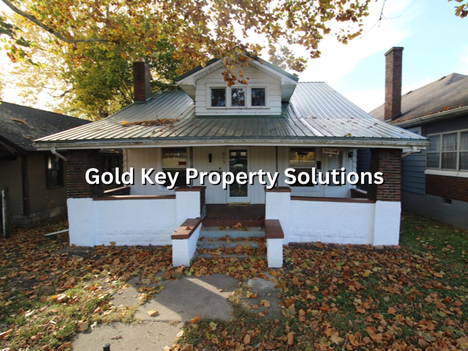 815 N Elm St in Muncie, IN - Building Photo