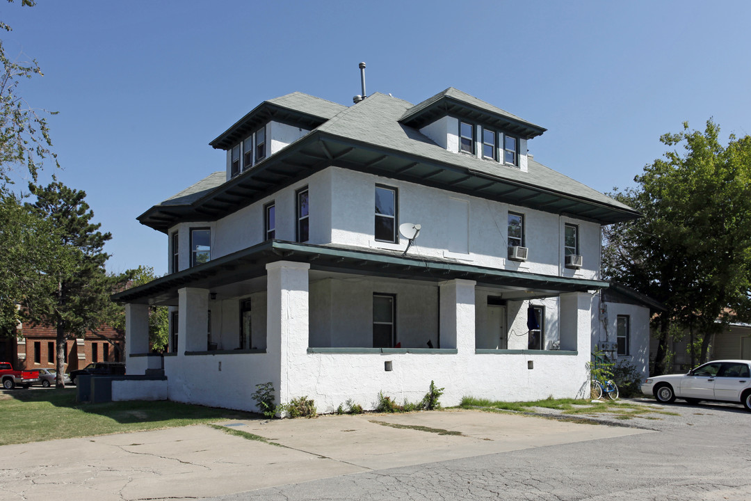 703 Asp Ave in Norman, OK - Building Photo