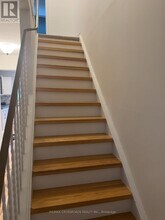 558 Lancelot Crescent in Oshawa, ON - Building Photo - Building Photo