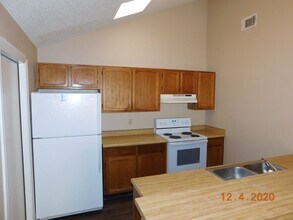 13778 George Rd in San Antonio, TX - Building Photo - Building Photo
