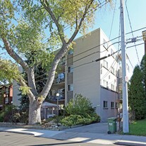 21 Balmoral Ave Apartments