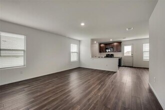 8445 Fawn Creek Dr in Fort Worth, TX - Building Photo - Building Photo