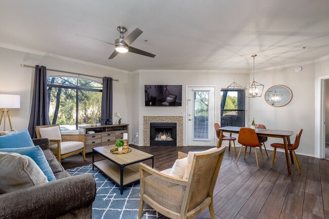 15095 N Thompson Peak Pkwy in Scottsdale, AZ - Building Photo - Building Photo