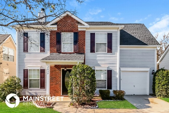 2032 Pimpernel Rd in Charlotte, NC - Building Photo - Building Photo