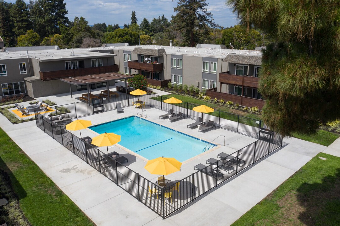 Metro Fremont in Fremont, CA - Foto de edificio
