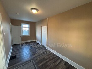 1041 Fairview Ave in Hamilton, OH - Building Photo - Building Photo