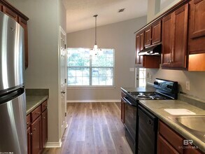 9839 Hollowbrook Ave in Fairhope, AL - Building Photo - Building Photo