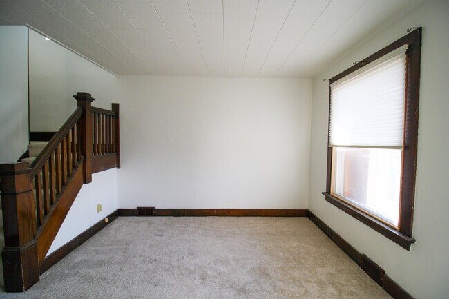 316 Pine St in Ambridge, PA - Building Photo - Building Photo