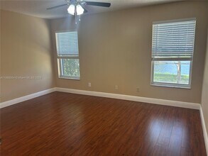 2939 Myrtle Oak Cir in Davie, FL - Building Photo - Building Photo