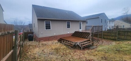 1516 C St in Waynesboro, VA - Building Photo - Building Photo