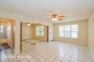 7610 Bronson Ln in Jacksonville, FL - Building Photo - Building Photo