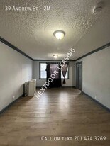 39 Andrew St in Bayonne, NJ - Building Photo