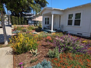 728 E Palmer Ave, Unit 728 E Palmer Ave Unit A in Glendale, CA - Foto de edificio - Building Photo