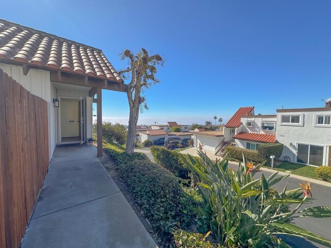 857 Calle Pluma in San Clemente, CA - Building Photo - Building Photo