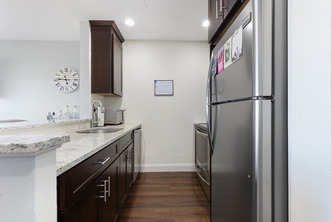 133 Commander Shea Blvd in Quincy, MA - Building Photo - Building Photo