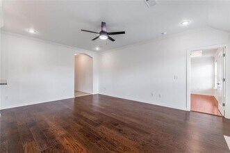 4511 W Wales Dr in Fayetteville, AR - Building Photo - Building Photo