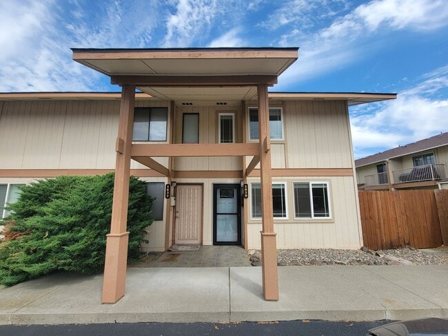 property at 1630 Cherry Ln