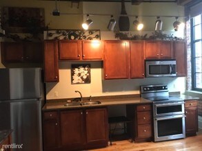 1060 Worlds Fair Park Dr in Knoxville, TN - Building Photo - Building Photo