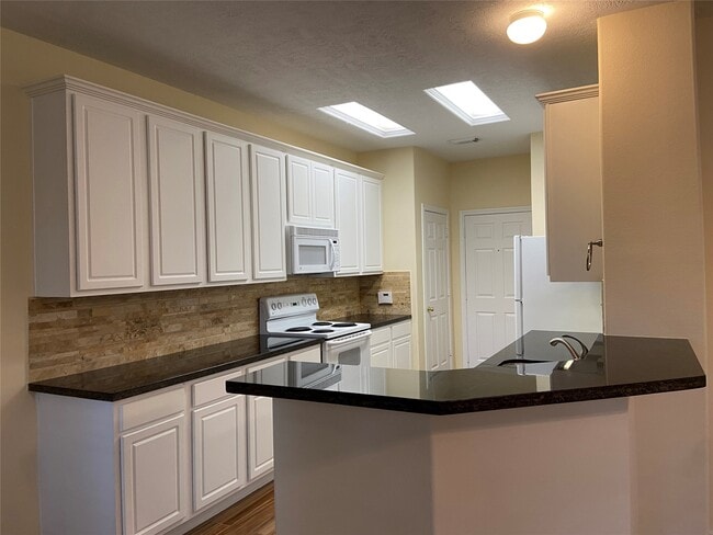 property at 75 Summer Haze Cir