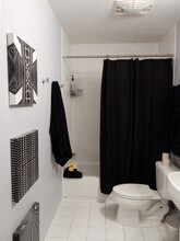 1000 W Leland Ave, Unit 9C in Chicago, IL - Building Photo - Building Photo