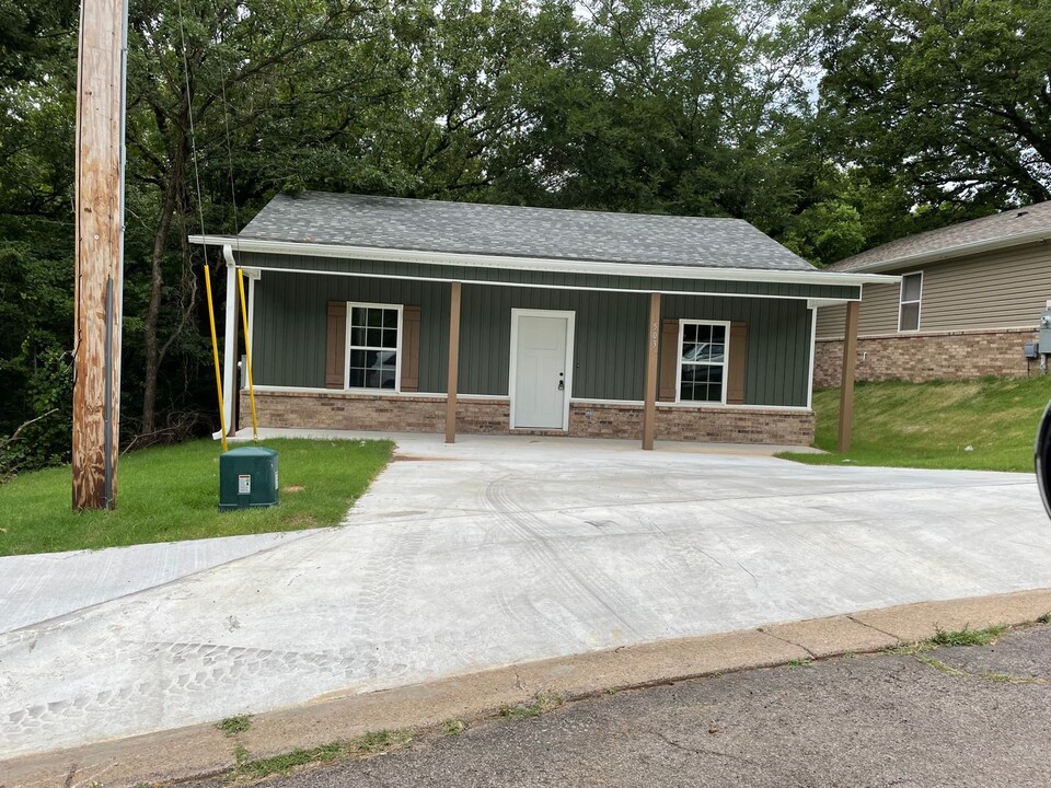 503 Lafayette St in Van Buren, AR - Building Photo