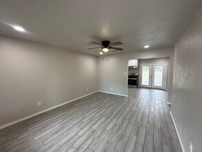 305 Mimosa St in Aubrey, TX - Building Photo - Building Photo