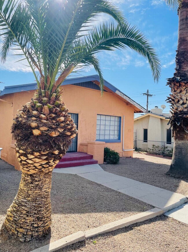 property at 1436 N 1st Ave