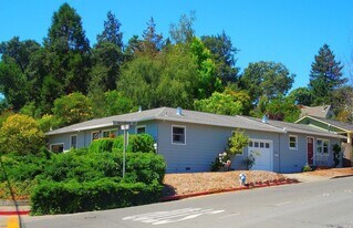 7502 Bodega Ave, Unit 7508 Washington Ave. in Sebastopol, CA - Building Photo