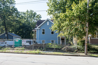 Coleman Tay transitional Homes in Kent, OH - Foto de edificio - Building Photo