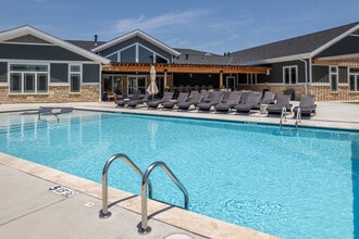 Page Living at Pinnacle Hills in Rogers, AR - Building Photo - Building Photo