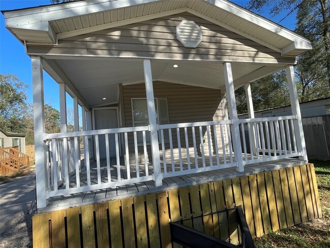 property at 17881 William Ln