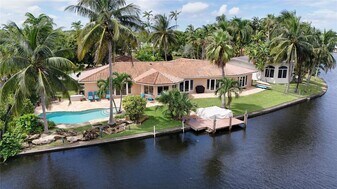 1925 Coral Gardens Dr in Wilton Manors, FL - Building Photo