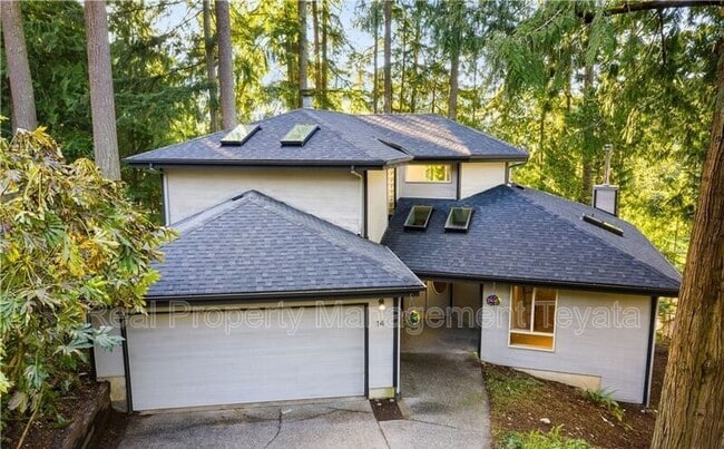 property at 14 Orchid Ct