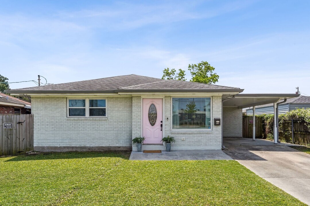 3736 Pontiac St in Metairie, LA - Building Photo